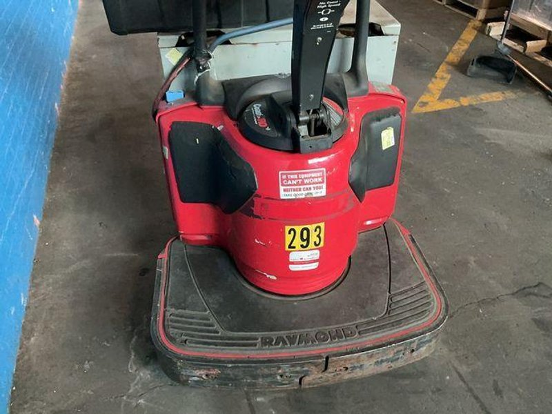 Raymond  8000 Lbs  Electric Pallet Jack  - 8410