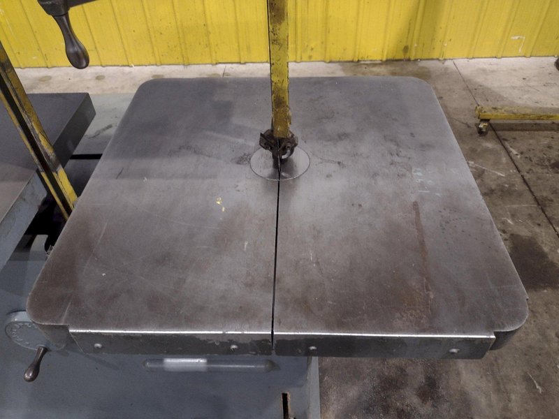 36" DOALL MODEL #3613-1 VERTICAL BANDSAW: YOBRO #24515