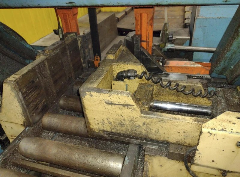 13" X 13" DOALL C-3300NC AUTOMATIC HORIZONTAL BANDSAW. STOCK # 1109625