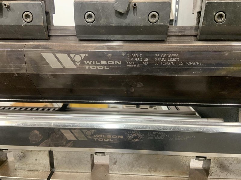 242 Ton X 13′ Amada HFB 2204 CNC Press Brake, 1999 – 8 Axis, Tooling Pictured Included