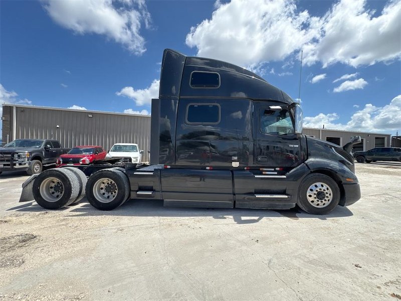 2024 Volvo VNL64T860 4V4NC9EH1RN656678