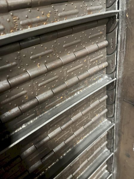 Angor Model AMH-150 Upright Loader