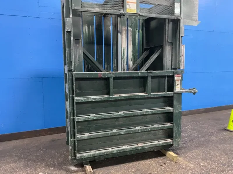 WASTEQUIP 58” X 38” BALER  -  60HD