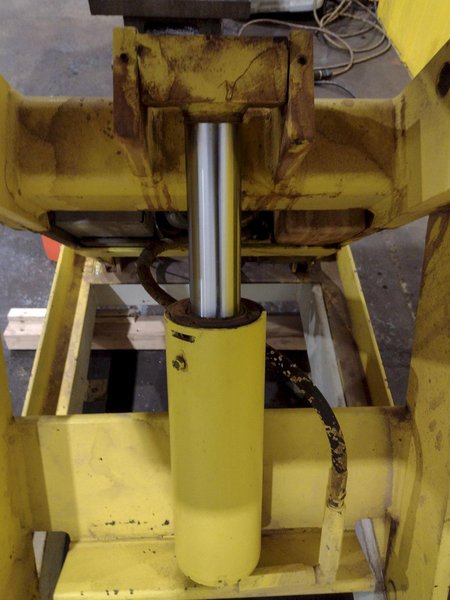 2,500 LBS X 30&quot; X 48&quot; AUTOQUIP MODEL #36S25 HYDRAULIC SCISSOR LIFT TABLE, SINGLE PHASE 110V: STOCK #19783