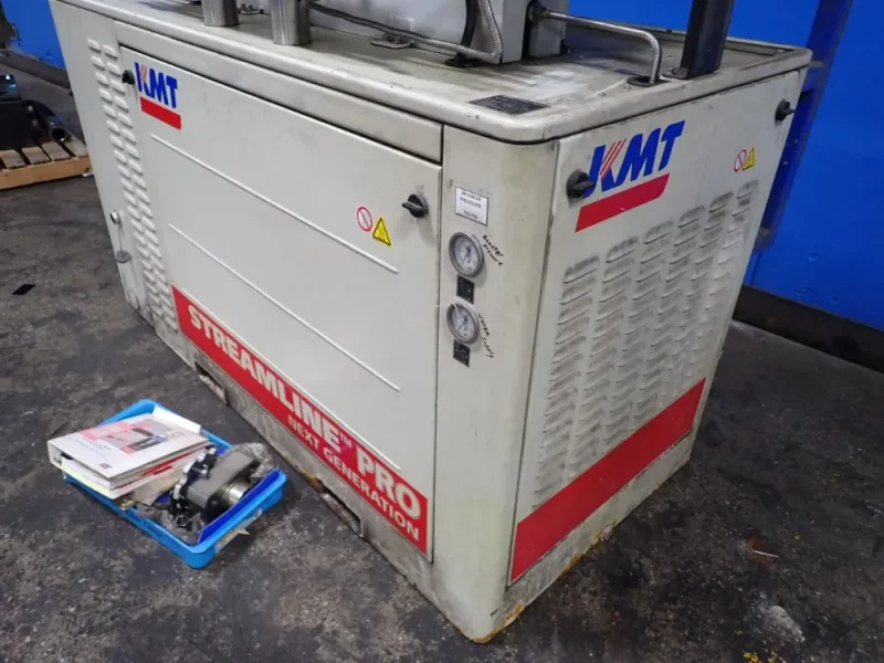 KMT WATERJET SYSTEM WATERJET INTENSIFIER PUMP  -  SL PRO 60