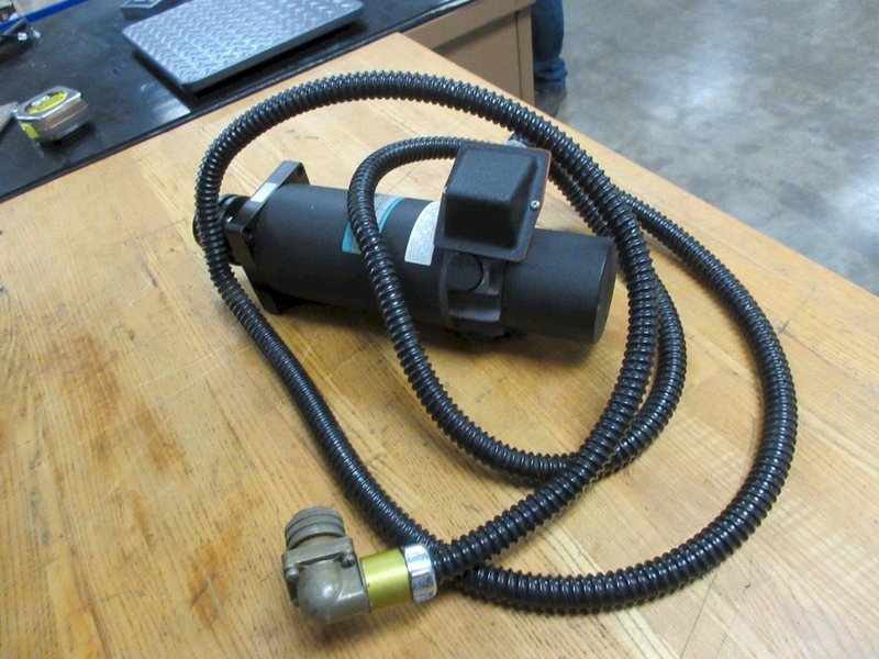Haas 32-1700 Z Axis Brushed Servo Motor with 14 Pin Connector Cable