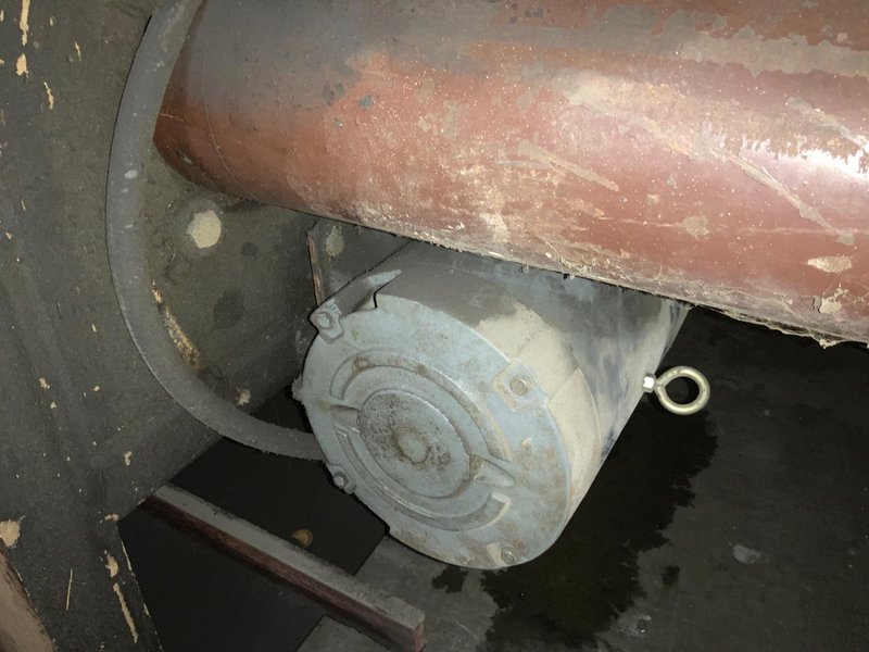 48&quot; X 30&quot; VALUE-LINE MODEL #KXD-48 HYDRAULIC VERTICAL BALER. STOCK # 1263122