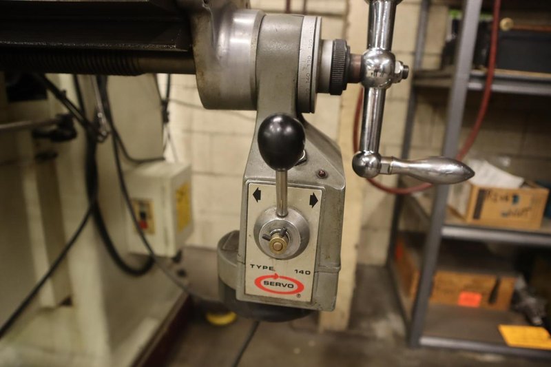 Acer Ultima 3VK Vertical Knee Mill, Newall 3-Axis DRO, X &amp; Y-Axis Servo Power Feeds, Power Quill Feed- Auction Item