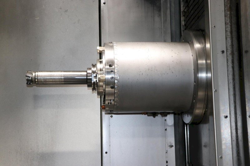 Okuma MA-600HII CNC Horizontal Machining Center, 2013 – Chip Conveyor