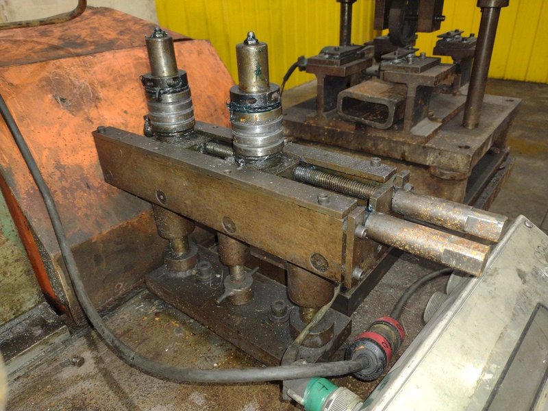 20 STAND X 1.5” DAHLSTROM MODEL 400-20OB ROLLFORMER 12” ROLLSPACE: YOBRO #24857