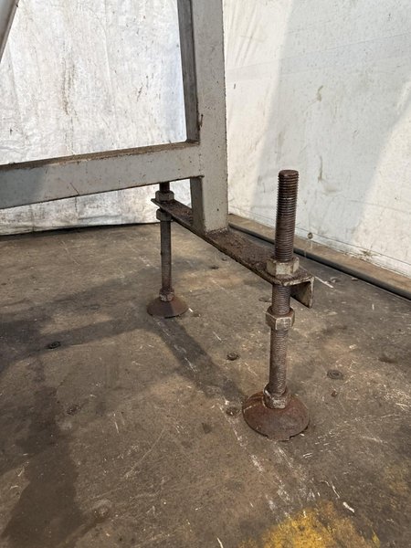 48&quot; LONG X 12&quot; WIDE HENNING KM0-0320-00 CHIP CONVEYOR. STOCK #1000225