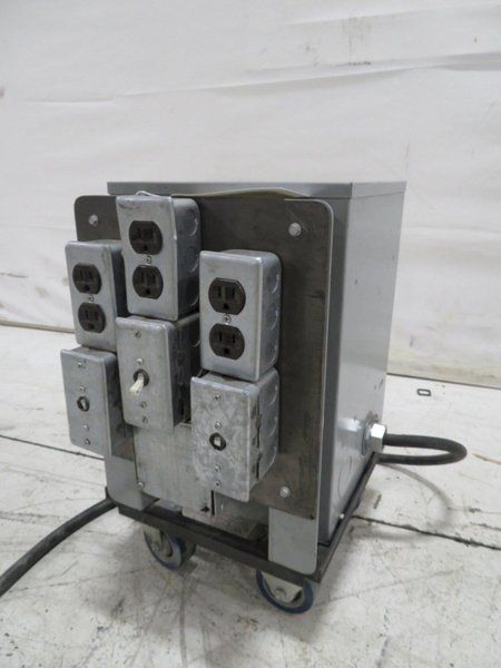 GE Transformer, 7.5 KVA, QM, 480V Input, 240V/120V Output