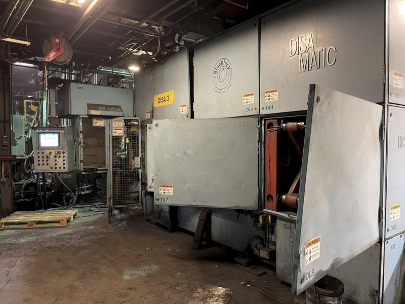 1996 Disamatic model 2013 mk5-b s/n 96.2593with amc and sbc conveyors, core setter and pattern changer, feed belt with aerator, mold count 17,725,253, no vacuum system