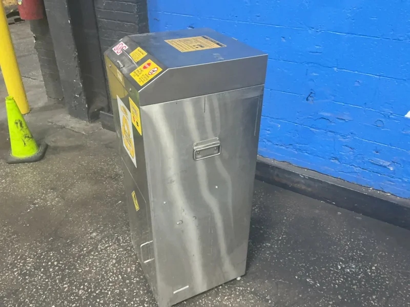 UNI-RAM 12.5 AMPS SOLVENT RECYCLER SYSTEMS   -  URS500
