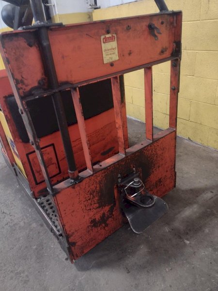 10,000 LB TOYOTA MODEL #6TB50 ELECTRIC CART &amp; TOW TRUCK: STOCK #16219