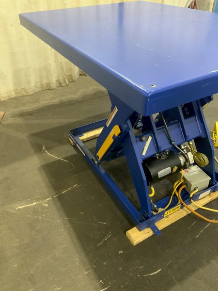 3000 LB BISHAMON MODEL L3K-TT HYDRAULIC SCISSOR LIFT TABLE STOCK #81317