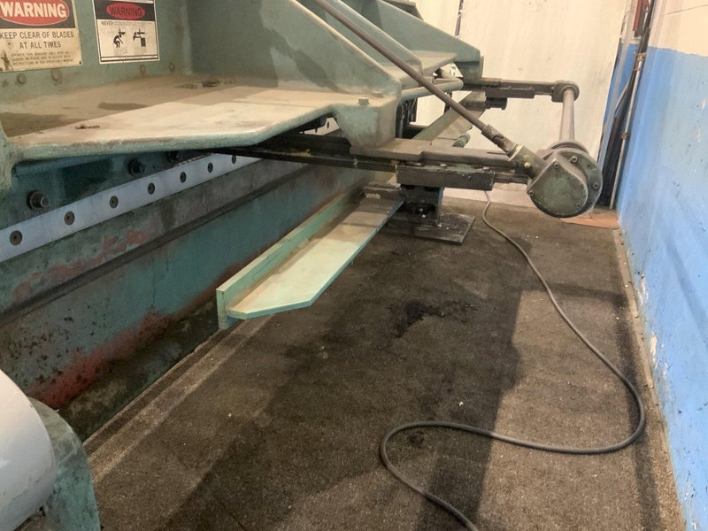 10' X 10 GAUGE WYSONG MODEL 1010-RD SHEAR: STOCK #81040