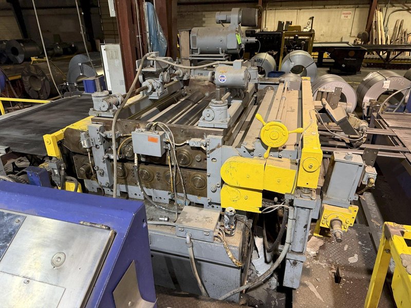 40,000 LB X 60" X .250" DAHLSTROM CUT THE LENGTH LINE. STOCK # 0747226