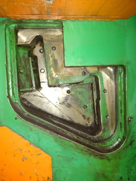 105 TON HILL ACME MODEL #6A HYDRAULIC IRONWORKER W/ CLAMPING: STOCK #22832