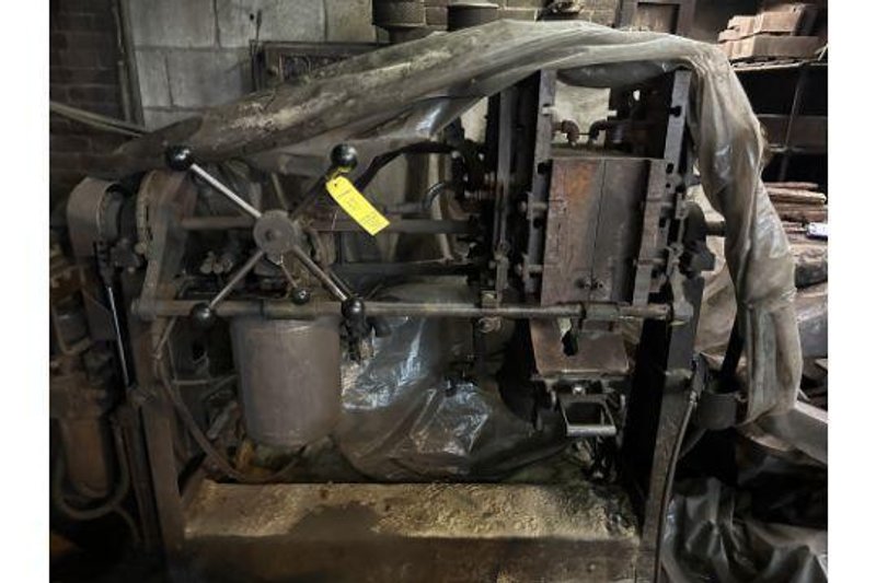 Dependable model 200sa shell core machine s/n 1044 with gas panel and power rollover