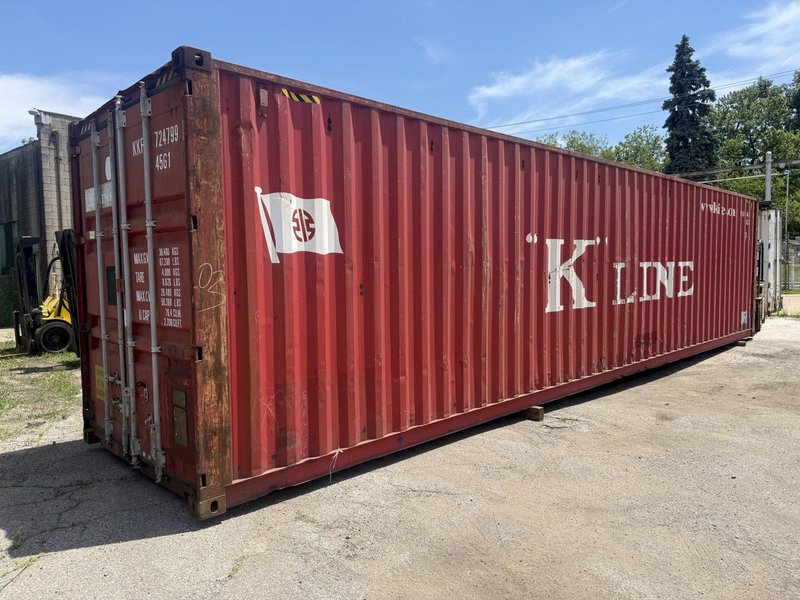 40' KAWASAKI SHIPPING CONTAINER, WITH POWER &amp; INSULTED WITH HEAT: YOBRO #25220
