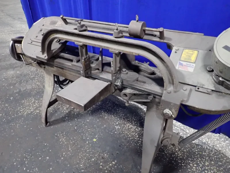 WELLS 22" X 9" HORIZONTAL BAND SAW  -  8-M-42