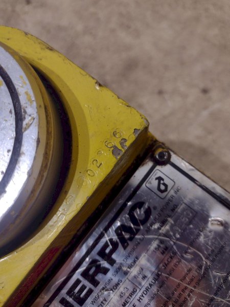 50 TON ENERPAC JH-506 HYDRAULIC BOTTLE JACK: STOCK #23567