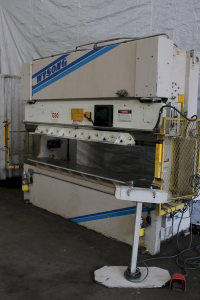 100 TON X 10' WYSONG HYDRAULIC PRESS BRAKE: STOCK #76648