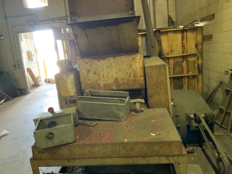 CUMBERLAND JOHN BROWN PLASTICS MACHINERY. STOCK#1263822