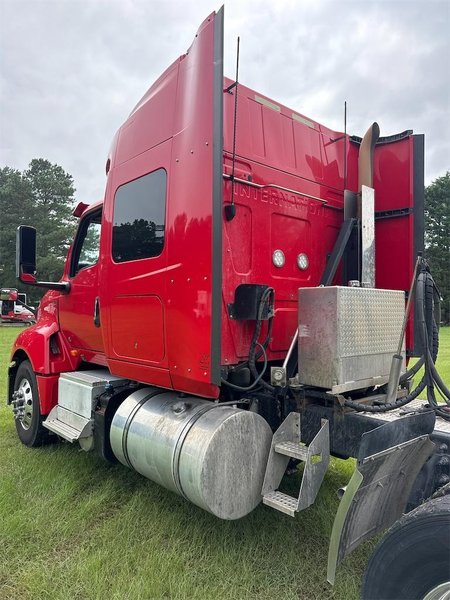 2019 International LT625 3HSDZAPR0KN125888