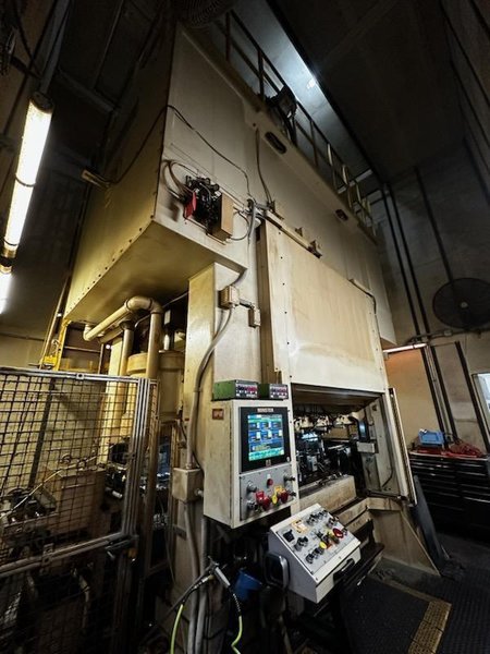 600 Ton Minster E2-600 Eccentric Shaft Straight-Side Press, 8" STR, 36" SH, 84" LR x 54" FB BA, 30-70 SPM