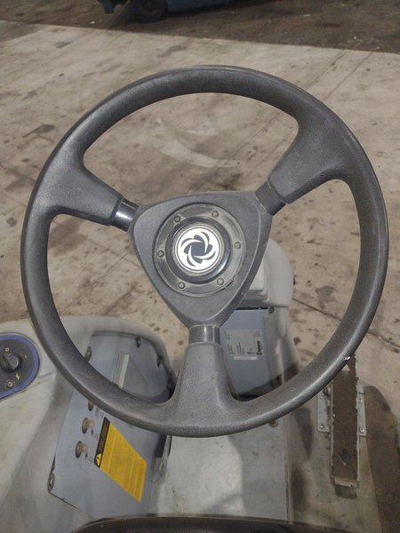 ADVANCE MODEL #CONDOR X4030C ECOFLEX FLOOR SCRUBBER: STOCK #21127