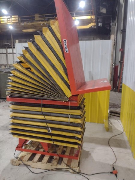 2,000 LB PRESTO PALLET  MODEL #XL36-50 W/ TILT LIFT TABLE: STOCK #20162