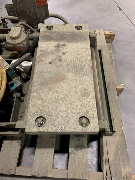 Dallas Industries Pull Thru Coil Straightener 18" Wide