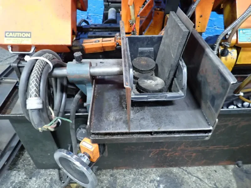 COSEN INDUSTRIES 24" X 10" HORIZONTAL BAND SAW  -  AH-250H