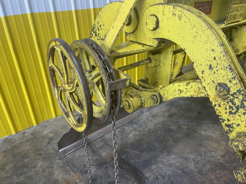 20,000 LB X 84" X 32" TO 62" WIDE CF CULLEN FRIESTEDT ADJUSTABLE PARALLELOGRAM SHEET LIFTER: STOCK #20437