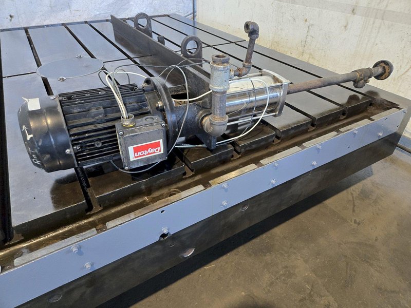 84" X 84" GIDDINGS &amp; LEWIS AIR LIFT ROTARY TABLE. STOCK #0547826