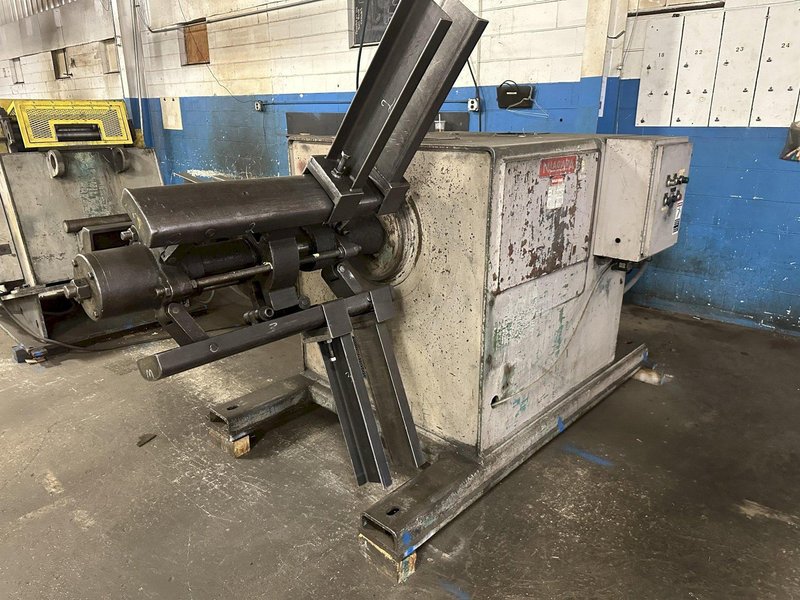 10,000 LB X 30&quot; NIAGARA RL5-30 POWERED COIL REEL UNCOILER STOCK #3571