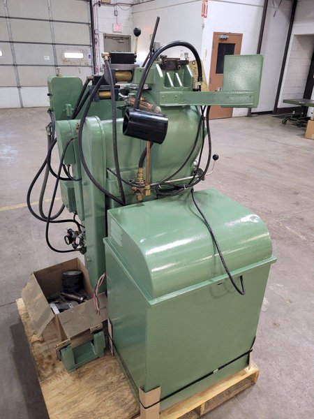 1983 Royal Master TG 12X3 Centerless Grinder (#5302)