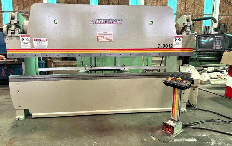 100 Ton Accurpress Hydraulic Press Brake 710012, 12&#039; O.A., 10&#039;6&quot; B.H., CNC Gauge
