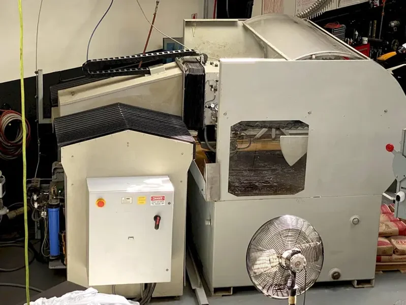 2005 FLOW IFB 4400 | Waterjet Cutters