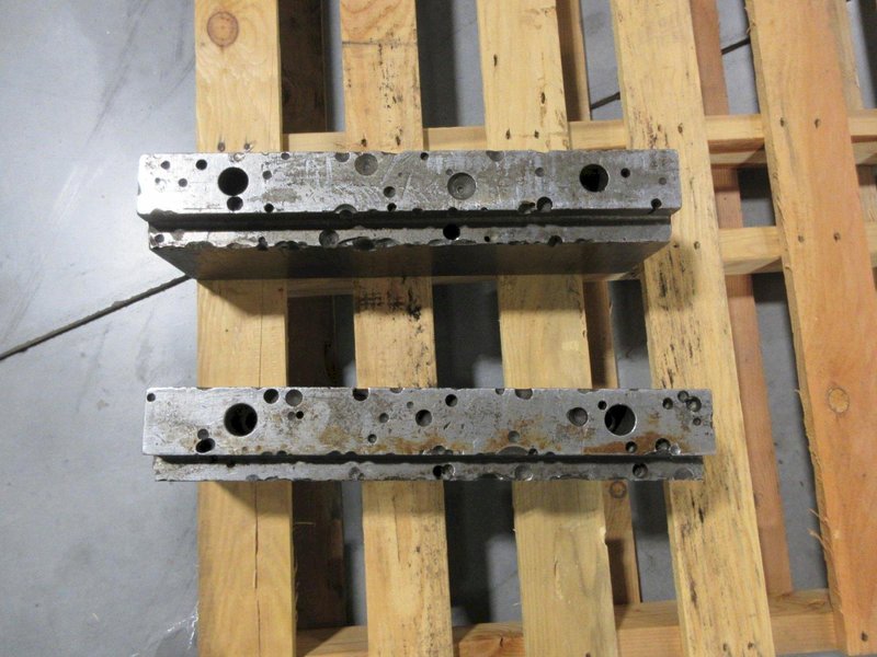 Large Steel Parallels 18" x 6" x 3" with 1" Step- Auction Item