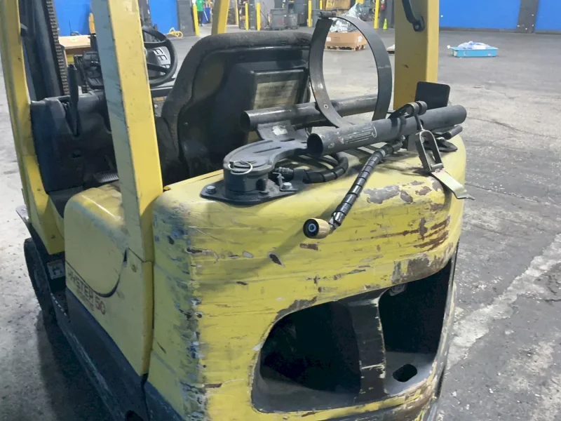 HYSTER 4800 LBS PROPANE FORKLIFT  -  S50FT
