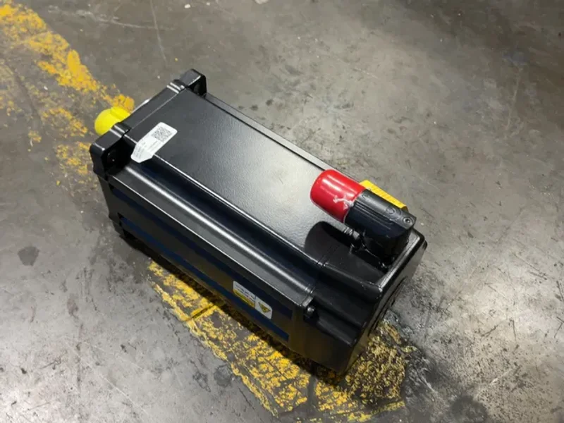 Allen-bradley 3.78 Hp Kinetix Vp Low Inertia Inverter Duty Ac Servo Motor - Vpl-b1303f-pj14aa