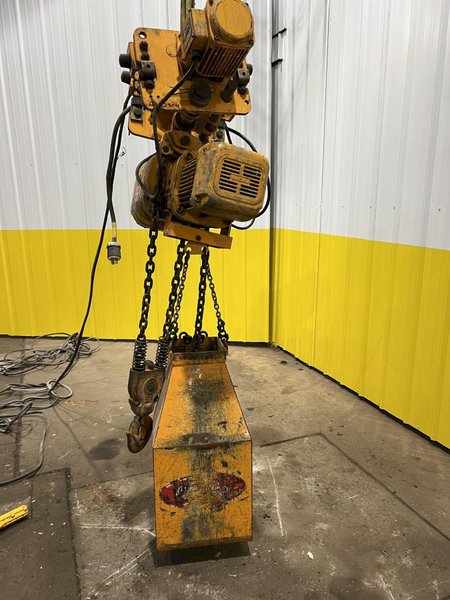 10,000 LB (5 TON) HARRINGTON MOTORIZED CHAIN HOIST W/ POWER TROLLEY: STOCK #19954
