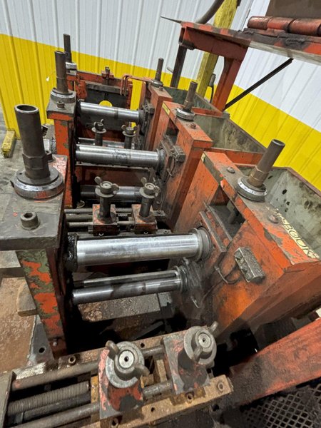 3 STAND X 2.5&quot; X 12&quot; ROLLSPACE DAHLSTROM MODEL 500-10-OB ROLLFORMER: STOCK #22623