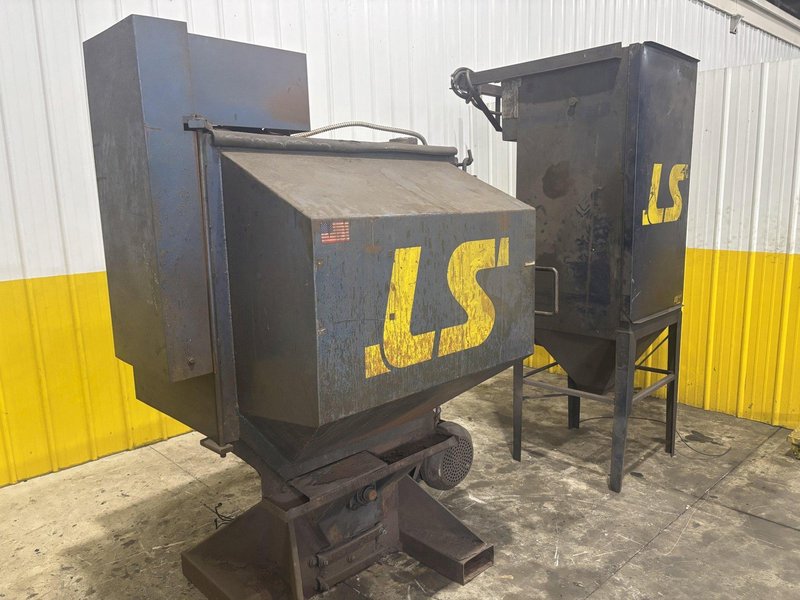 LS INDUSTRIES BARREL TYPE TUMBLE BLAST MACHINE &amp; DUST COLLECTOR: YOBRO #24013