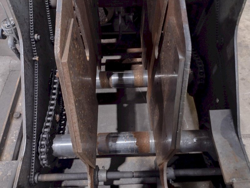 10,000 LB X 24&quot; WIDE X .187&quot; AIR FEEDS COIL CRADLE STRAIGHTENER / UNCOILER: STOCK 17042