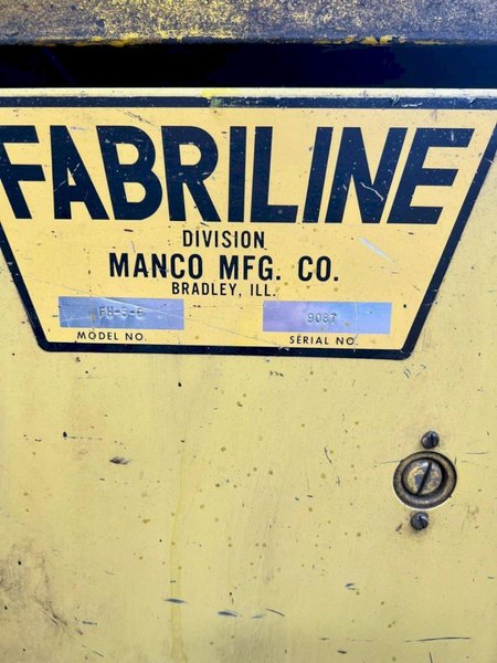 4" X 4" X 3/8" FABRILINE HYDRAULIC ANGLE SHEAR. STOCK # 0774625