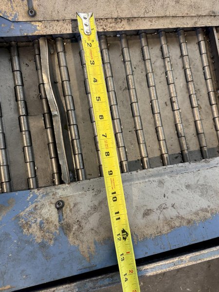 108&quot; LONG X 9&quot; WIDE HENNIG M5 POWERED CHIP CONVEYOR. STOCK # 1000525